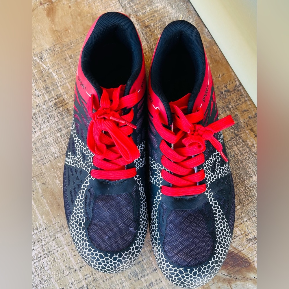 Track shoes, great condition